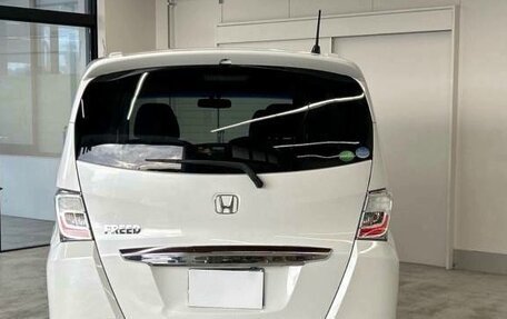 Honda Freed I, 2016 год, 877 000 рублей, 7 фотография