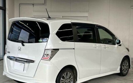 Honda Freed I, 2016 год, 877 000 рублей, 6 фотография