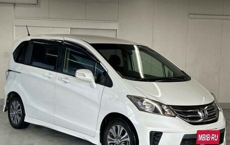 Honda Freed I, 2016 год, 877 000 рублей, 5 фотография