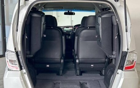 Honda Freed I, 2016 год, 877 000 рублей, 18 фотография