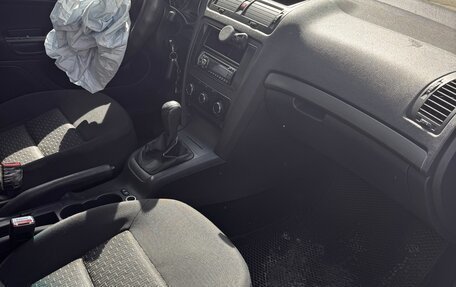 Skoda Octavia, 2010 год, 300 000 рублей, 22 фотография