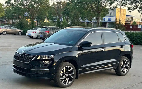 Skoda Karoq I, 2023 год, 1 500 000 рублей, 3 фотография