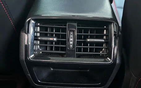 Skoda Karoq I, 2023 год, 1 500 000 рублей, 9 фотография