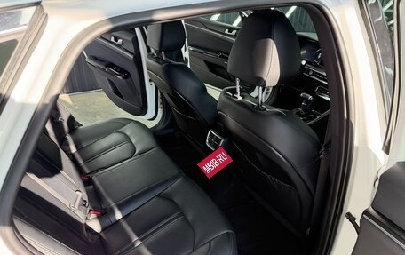 KIA K5, 2021 год, 2 600 000 рублей, 10 фотография