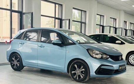 Honda Fit, 2022 год, 1 033 000 рублей, 3 фотография