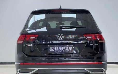 Volkswagen Tiguan II, 2023 год, 2 392 095 рублей, 5 фотография