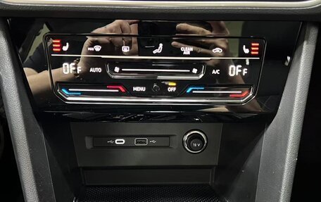 Volkswagen Tiguan II, 2023 год, 2 392 095 рублей, 16 фотография