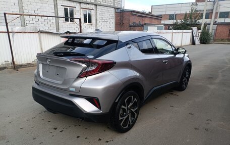 Toyota C-HR I рестайлинг, 2019 год, 2 100 000 рублей, 2 фотография