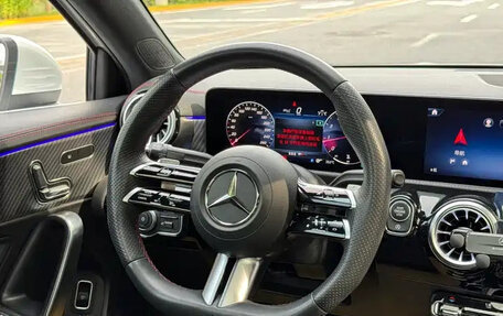 Mercedes-Benz A-Класс, 2023 год, 1 642 000 рублей, 6 фотография