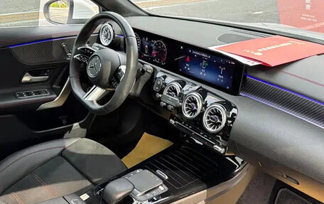 Mercedes-Benz A-Класс, 2023 год, 1 642 000 рублей, 8 фотография