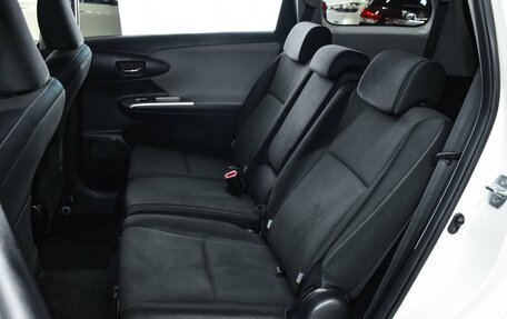 Toyota Wish II, 2010 год, 1 499 000 рублей, 12 фотография