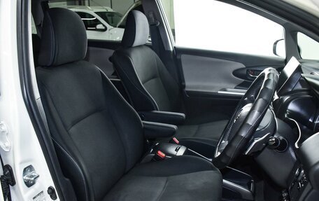 Toyota Wish II, 2010 год, 1 499 000 рублей, 14 фотография