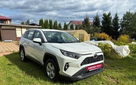Toyota RAV4, 2025 год, 3 650 000 рублей, 5 фотография