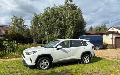 Toyota RAV4, 2025 год, 3 650 000 рублей, 9 фотография