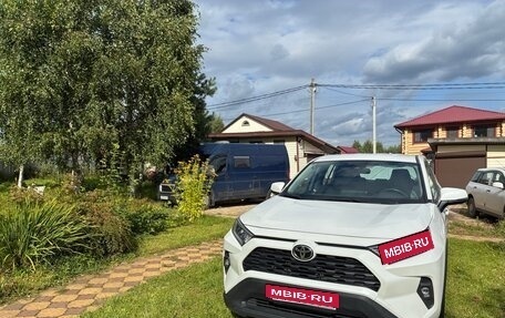 Toyota RAV4, 2025 год, 3 650 000 рублей, 1 фотография
