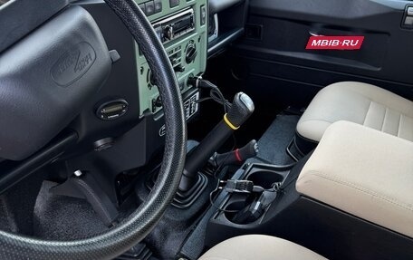 Land Rover Defender I, 2015 год, 8 500 000 рублей, 13 фотография