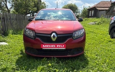 Renault Logan II, 2018 год, 820 000 рублей, 3 фотография