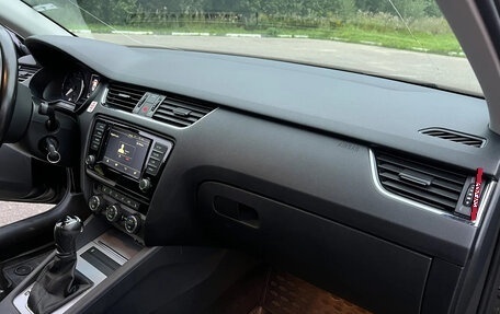 Skoda Octavia, 2017 год, 1 400 000 рублей, 10 фотография