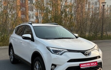 Toyota RAV4, 2018 год, 2 700 000 рублей, 1 фотография