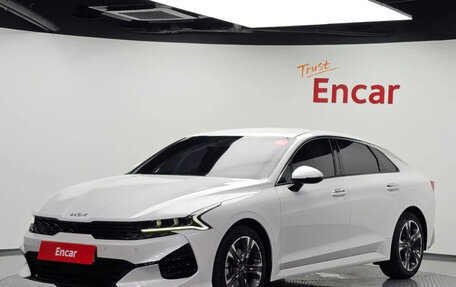 KIA K5, 2022 год, 2 270 000 рублей, 1 фотография