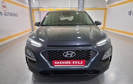 Hyundai Kona I, 2021 год, 1 430 777 рублей, 2 фотография