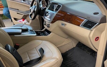 Mercedes-Benz GL-Класс, 2013 год, 3 500 000 рублей, 14 фотография