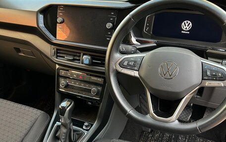Volkswagen T-Cross I, 2020 год, 1 800 000 рублей, 9 фотография
