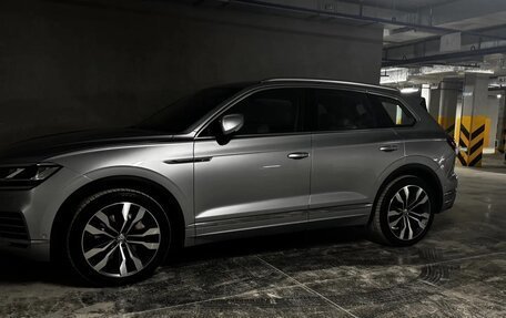 Volkswagen Touareg III, 2019 год, 4 999 999 рублей, 4 фотография