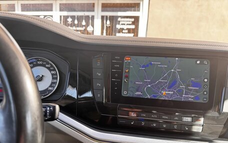 Volkswagen Touareg III, 2019 год, 4 999 999 рублей, 8 фотография