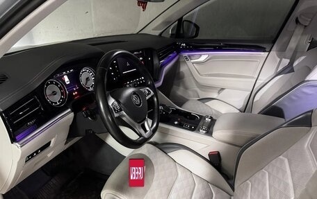 Volkswagen Touareg III, 2019 год, 4 999 999 рублей, 7 фотография