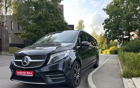 Mercedes-Benz V-Класс, 2019 год, 4 550 000 рублей, 1 фотография