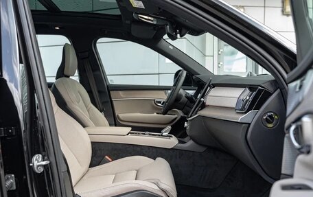 Volvo XC90 II рестайлинг, 2026 год, 9 890 000 рублей, 15 фотография