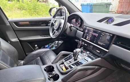 Porsche Cayenne III, 2018 год, 6 000 000 рублей, 17 фотография