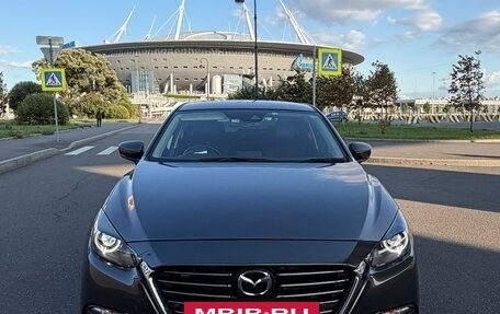 Mazda Axela, 2018 год, 1 690 000 рублей, 2 фотография