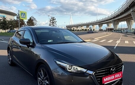 Mazda Axela, 2018 год, 1 690 000 рублей, 3 фотография