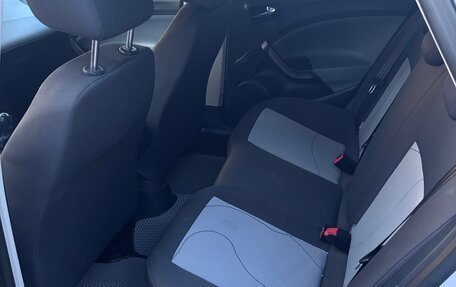 SEAT Ibiza IV рестайлинг 2, 2014 год, 1 120 000 рублей, 11 фотография