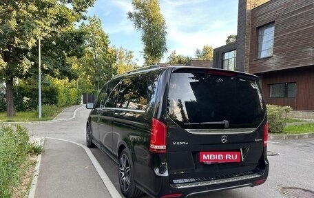 Mercedes-Benz V-Класс, 2019 год, 4 550 000 рублей, 5 фотография
