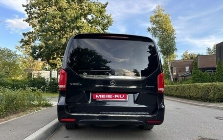Mercedes-Benz V-Класс, 2019 год, 4 550 000 рублей, 15 фотография