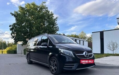 Mercedes-Benz V-Класс, 2019 год, 4 550 000 рублей, 16 фотография