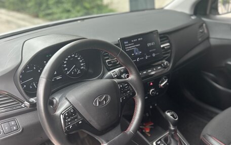 Hyundai Solaris II рестайлинг, 2022 год, 1 530 000 рублей, 4 фотография