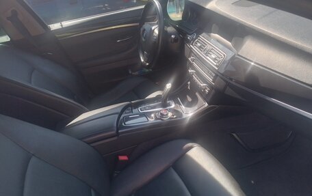 BMW 5 серия, 2013 год, 1 530 000 рублей, 7 фотография