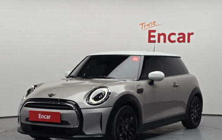 MINI Hatch, 2022 год, 1 700 000 рублей, 3 фотография
