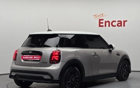 MINI Hatch, 2022 год, 1 700 000 рублей, 2 фотография