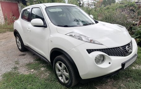 Nissan Juke II, 2013 год, 830 000 рублей, 2 фотография