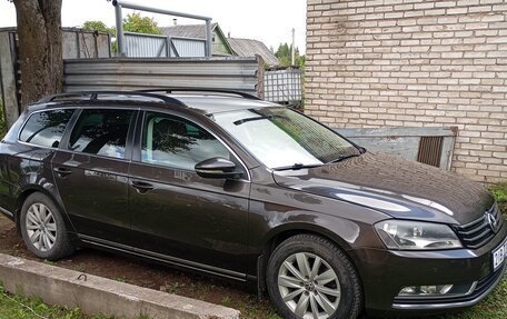 Volkswagen Passat B7, 2013 год, 1 600 000 рублей, 2 фотография