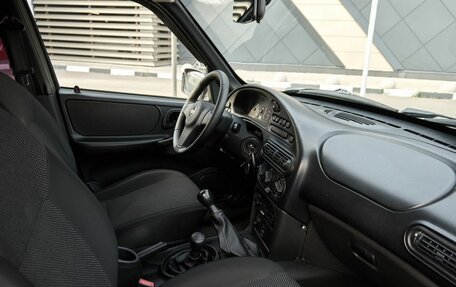 Chevrolet Niva I рестайлинг, 2016 год, 687 000 рублей, 6 фотография