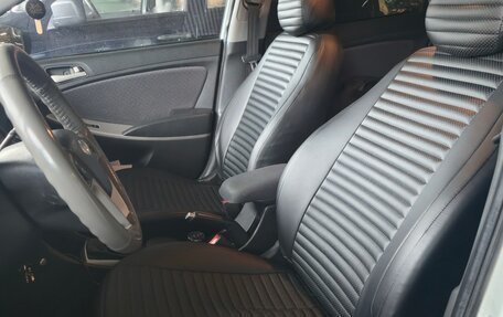 Hyundai Solaris II рестайлинг, 2013 год, 600 000 рублей, 9 фотография