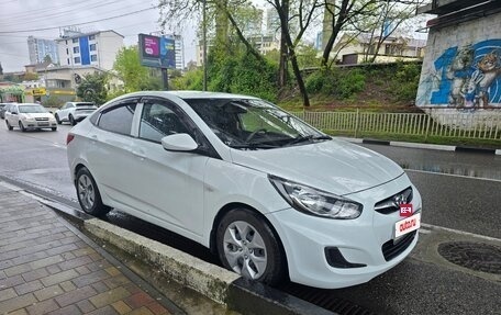 Hyundai Solaris II рестайлинг, 2013 год, 600 000 рублей, 8 фотография