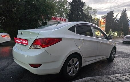 Hyundai Solaris II рестайлинг, 2013 год, 600 000 рублей, 5 фотография