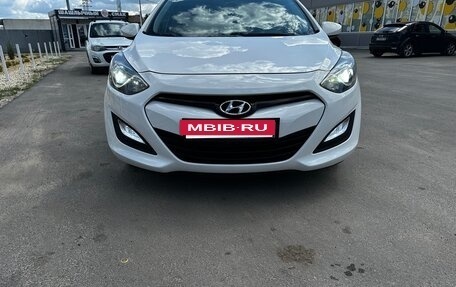 Hyundai i30 II рестайлинг, 2012 год, 1 000 030 рублей, 3 фотография